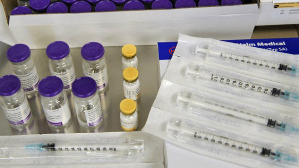 Moderna fa causa a Pfizer-BioNTech per i vaccini Covid.