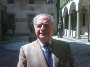 Il Presidente Assoedilizia Clerici, a Milano nel Cortile degli Spiriti Sapienti
