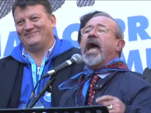 Partendo da destra il Segretario Generale Uil Carmelo Barbagallo ed il Segretario Organizzativo della Uil Pierpaolo Bombardieri