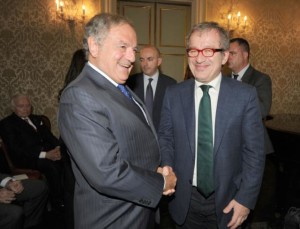 Il Presidente Assoedililizia Achille Colombo Clerici con il Presidente Regione Lombardia On. Roberto Maroni 