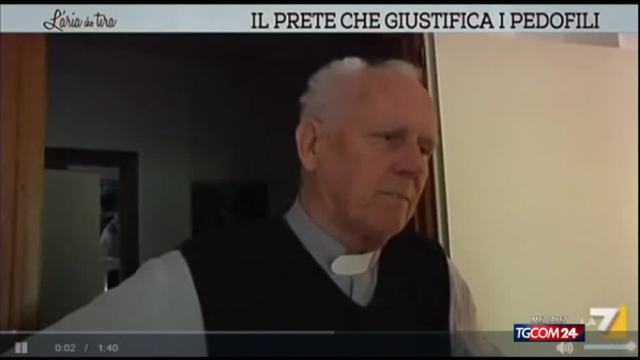 sacerdote La7
