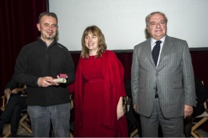 Premio a don Giovanni Brigatti, il Sindaco di Sesto San Giovanni Monica Chitto' e Achille Colombo Clerici