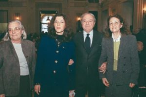 Foto d'archivio: Marilisa d'Amico con il pres. di IEA Achille Colombo Clerici, Pucci Dente e Milly Moratti