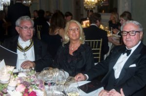 - da sin. Guglielmo Guidobono Cavalchini, la signora Rosa Elisabetta Coppola, Achille Colombo Clerici