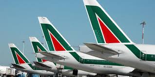 Alitalia, ancora tagli.