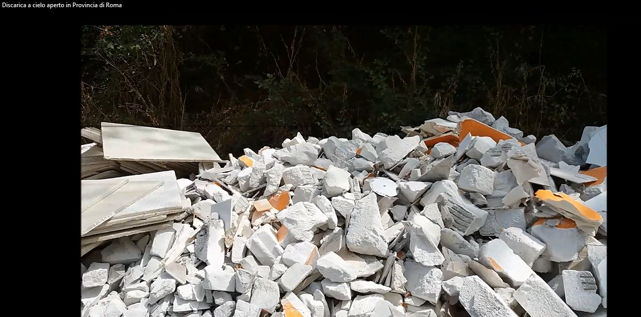 discarica foto principale