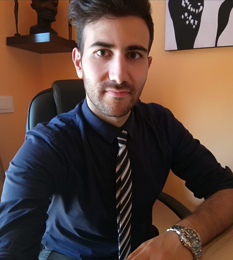 “Il mio amore per i libri”: intervista a Giuseppe Santelli