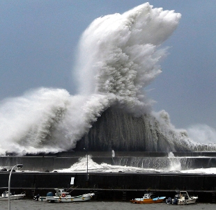 Ok di Tokyo a rilasciare acqua contaminata in mare