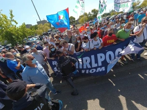 La Whirlpool ha deciso di avviare la procedura di licenziamento collettivo per i lavoratori