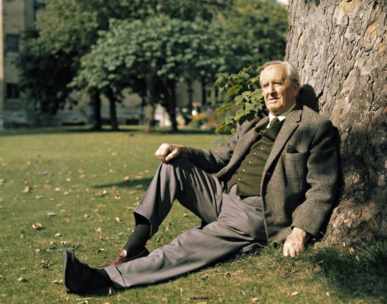 “The Tree of Tales: Tolkien e la polifonia della creazione”