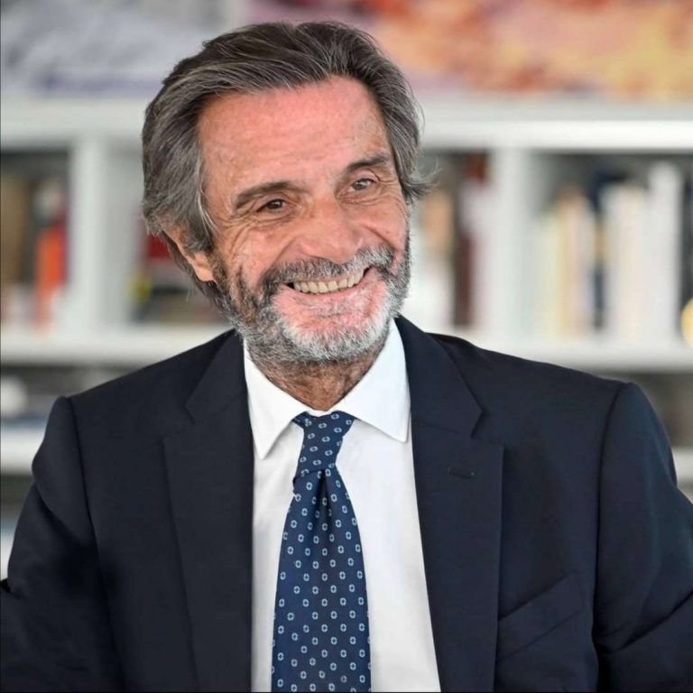 Fontana, Moratti e Cottarelli Verso corsa a tre in Lombardia.