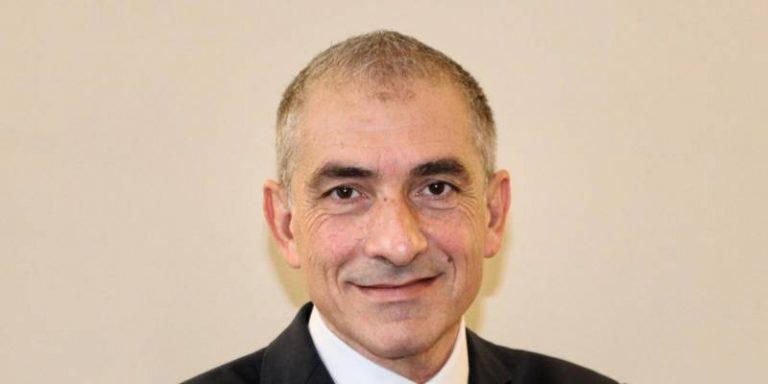 Il sottosegretario Andrea Costa: possibile riduzione dell’ uso estensivo del green pass a partire dal 2022.