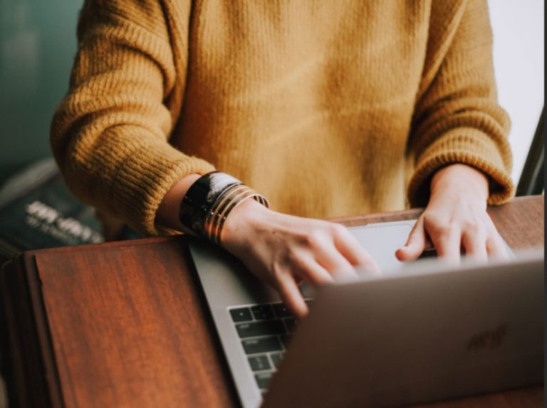 Dl riaperture: i parlamentari 5 stelle propongono di prorogare lo smart working per i lavoratori fragili.