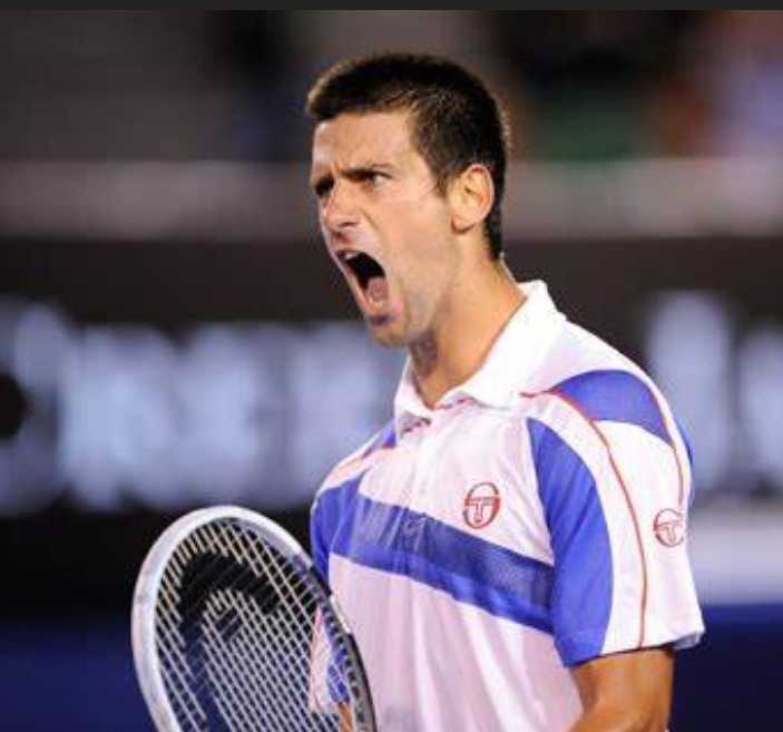Djokovic trionfa agli Internazionali, Tsitsipas battuto 6-0, 7-6.