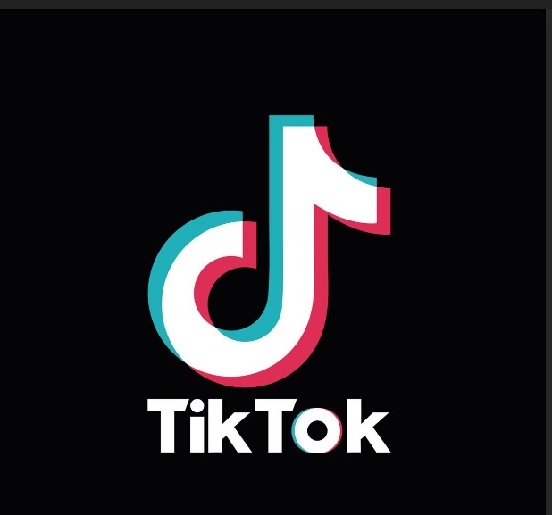CURARSI CON TIKTOK, IL MONDO DELLA SALUTE APRE AL SOCIAL AMATO DAI RAGAZZI.