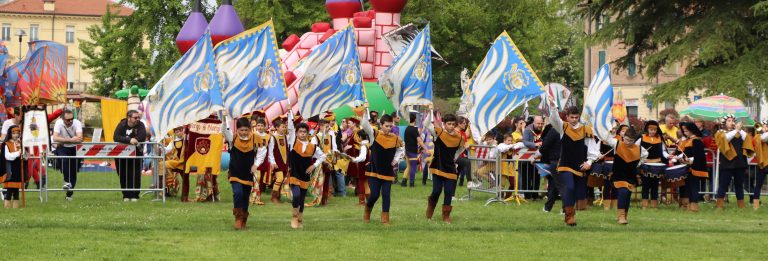 L’Aps Musici e Sbandieratori Arquatesi è campionessa d’Italia.