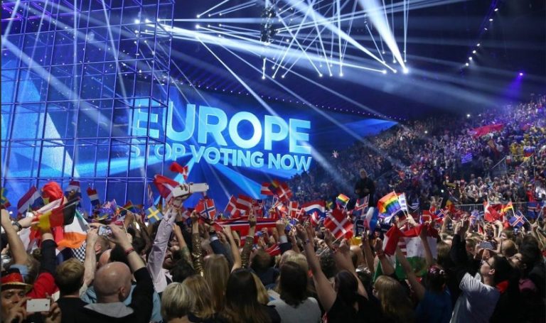 Ucraina cede Eurovision 2023 al Regno Unito.