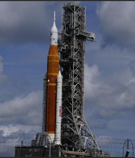 Missione Artemis 1: lancio annullato, forse si riprova venerdì.