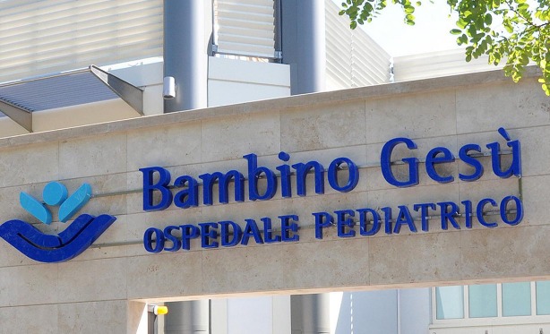 Epifania: Bambino Gesù, piccoli pazienti adottano 650 alberi.