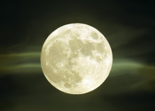 Luna, il primo astronauta europeo volerà nella missione Artemis 4.