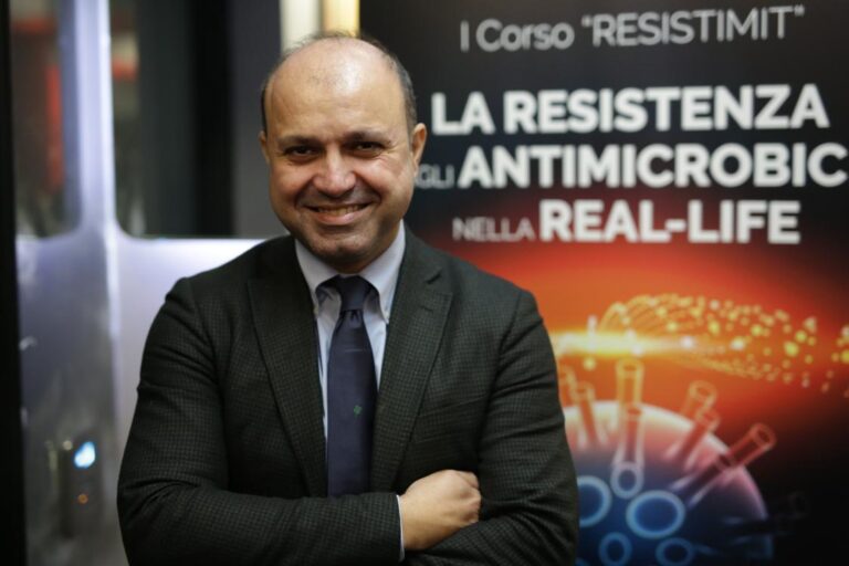 SIMIT – Parte da Pisa RESISTIMIT, il registro dinamico per combattere i microbi multiresistenti, minaccia globale presente e futura. Previsti 10milioni di morti nel 2050.