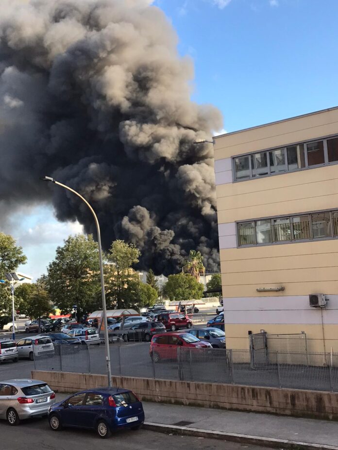 INCENDIO APRILIA 4