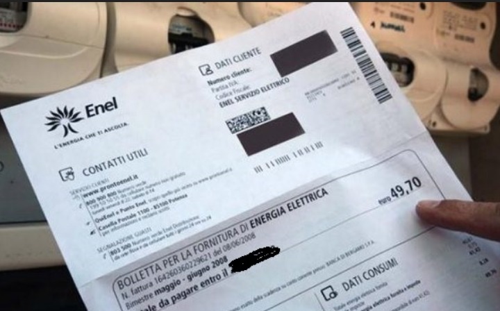 Bollette, possibile bonus famiglie a partire da luglio.