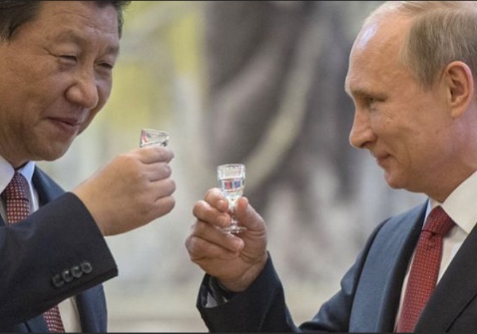 Putin riceve Xi: ‘C’è interesse per il piano di pace cinese’.