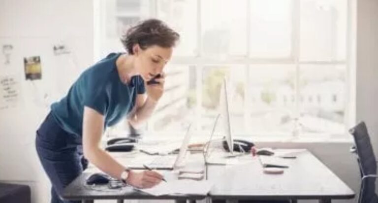 1 MAGGIO, DONNE E LAVORO, L’INDIPENDENZA ECONOMICA È L’OBIETTIVO PER LA PARITÀ.
