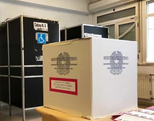 Elezioni amministrative 2023, candidata in due comuni: il caso di Ilaria Paolillo.