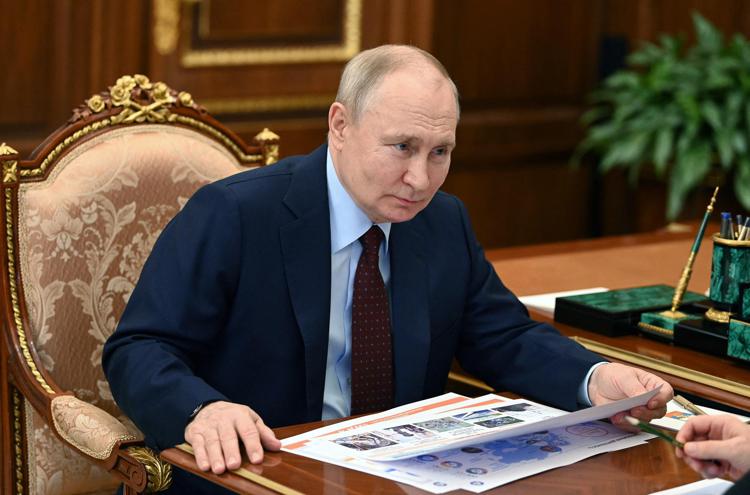 Putin: “Prigozhin uomo di talento che ha commesso gravi errori”.