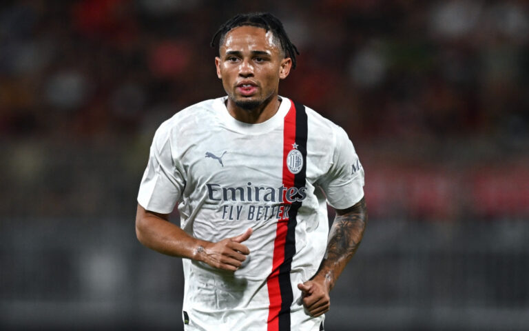 Cagliari-Milan 1-3: un triello per lo Scudetto.