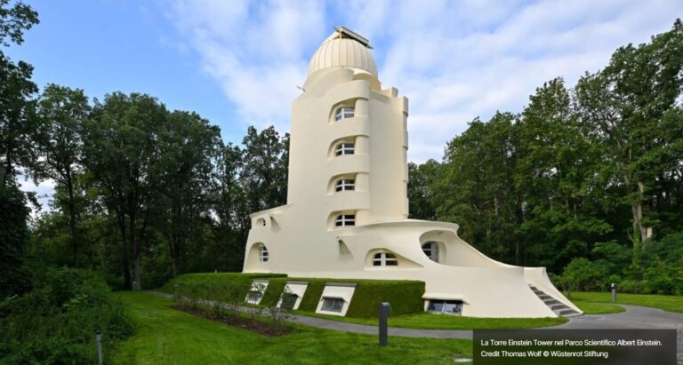 Riapre in Germania la Torre Einstein, gioiello dell’architettura funzionalista.