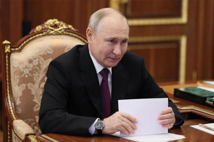 Putin: “Controffensiva Ucraina è fallita, Russia contro tutti”.