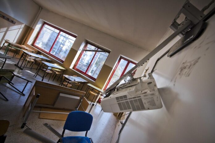 Aula distrutta