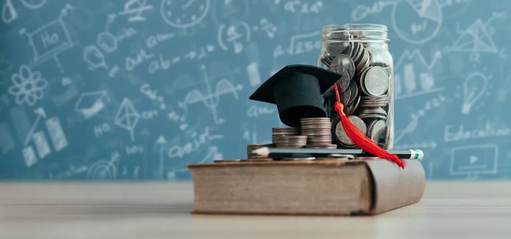 Caro Scuola, scatta l’allarme a livello globale: nel Regno Unito coinvolta una famiglia su 3. La soluzione per invertire il trend? Il welfare aziendale.