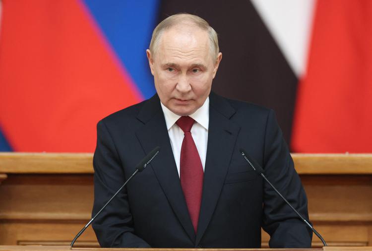 Russia e minaccia nucleare, esperti: “Nuova linea rossa, non è rilancio a poker di Putin”.