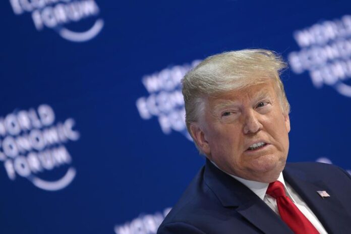 trumo_davos_afp_1_