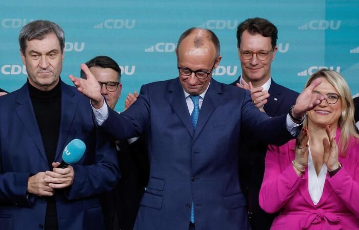 Voto in Germania, exit poll: vince la Cdu di Merz, seconda Afd con il 19,5%.