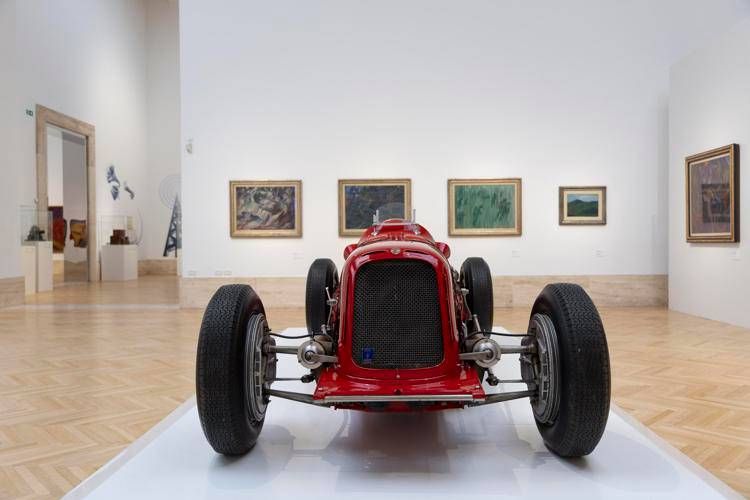 ‘Il Tempo del Futurismo’, mostra prorogata di due mesi. Palmaroli: “Successo mette a tacere le critiche”.