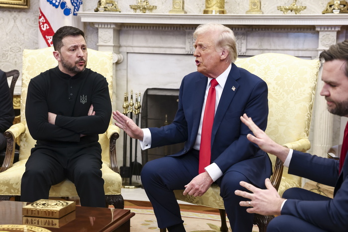 Zelensky cede: ‘Pronto alla pace con la guida di Trump’.