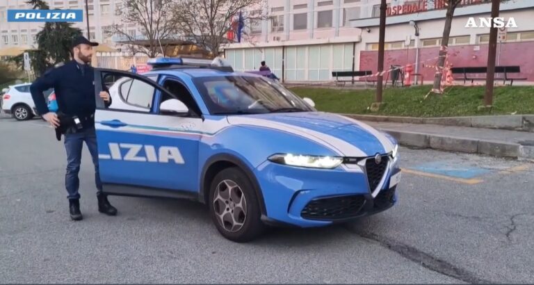 Una neonata in Italia dentro una busta per essere venduta, 4 arresti.