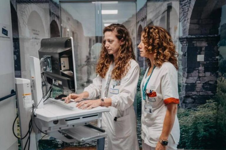 Al Gemelli Art4ART, unisce arte e medicina per un’esperienza di cura innovativa.