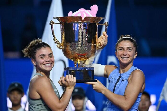 ++ Tennis: Errani-Paolini vincono il Wta 1000 di Pechino ++