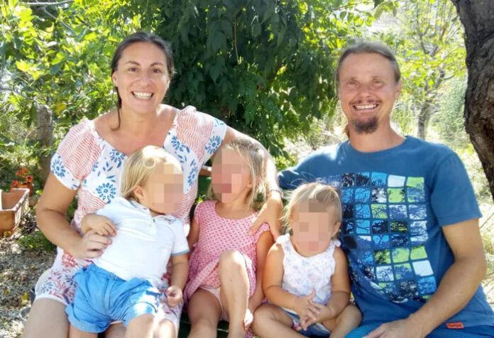Famiglia nel bosco, il 6 dicembre manifestazione a Roma