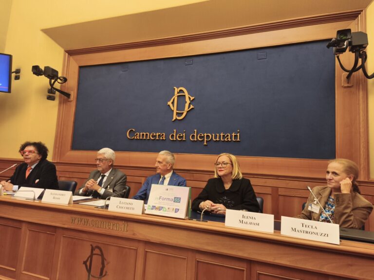  “INFORMA65: OGNI PASSO CONTA!” LA COMUNITÀ DEI MEDICI DI FAMIGLIA LANCIA IL PROGETTO NAZIONALE PER LA SALUTE E IL BENESSERE DEGLI OVER 65.