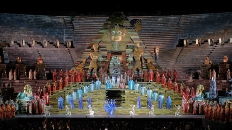 Grandi voci, grandi ritorni: l’Arena di Verona svela i cast del Festival 2026.