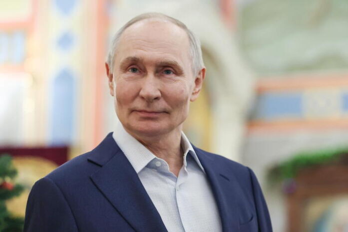 Russian President Putin attends a Christmas service