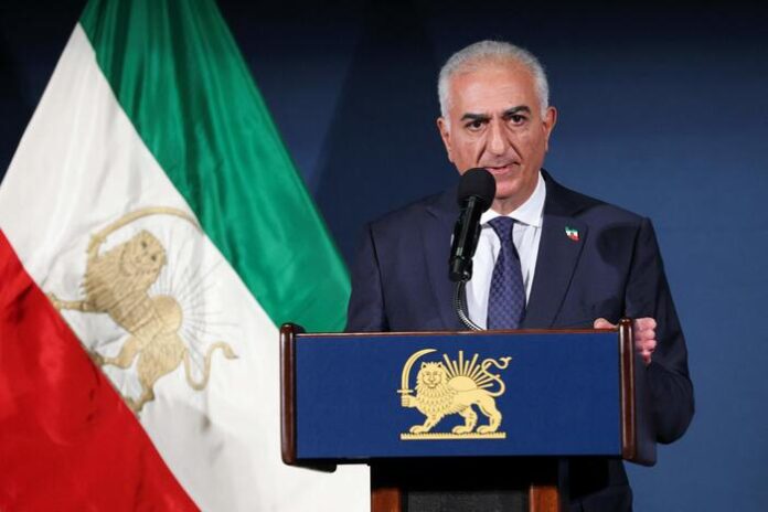 ++ Pahlavi, 'tornerò in Iran, posso garantire la transizione' ++
