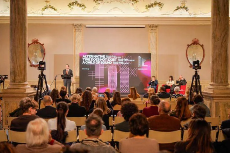 Biennale di Venezia 2026, teatro, danza e musica in dialogo tra tempo, ascolto e identità.